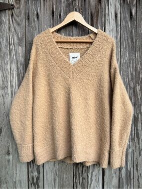 Aerie Cozy V-Neck Bouclé Sweater in Camel size medium
